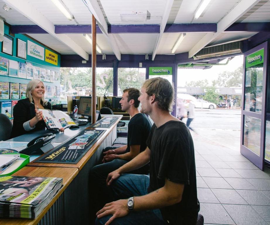 Global Backpackers Airlie Beach Buitenkant foto